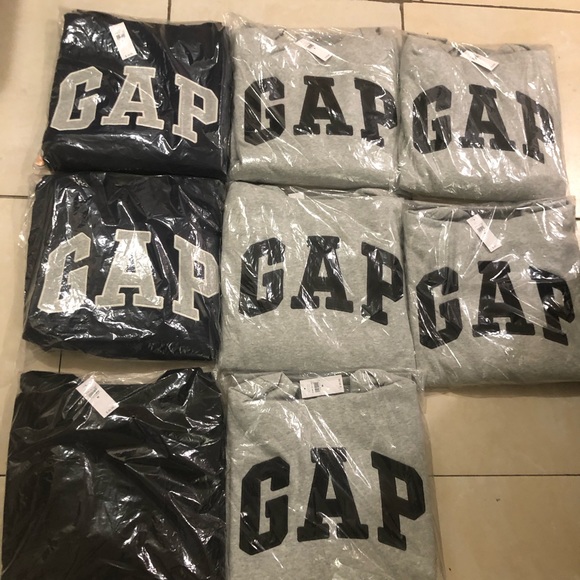 Gray GAP hoody - Picture 3 of 3